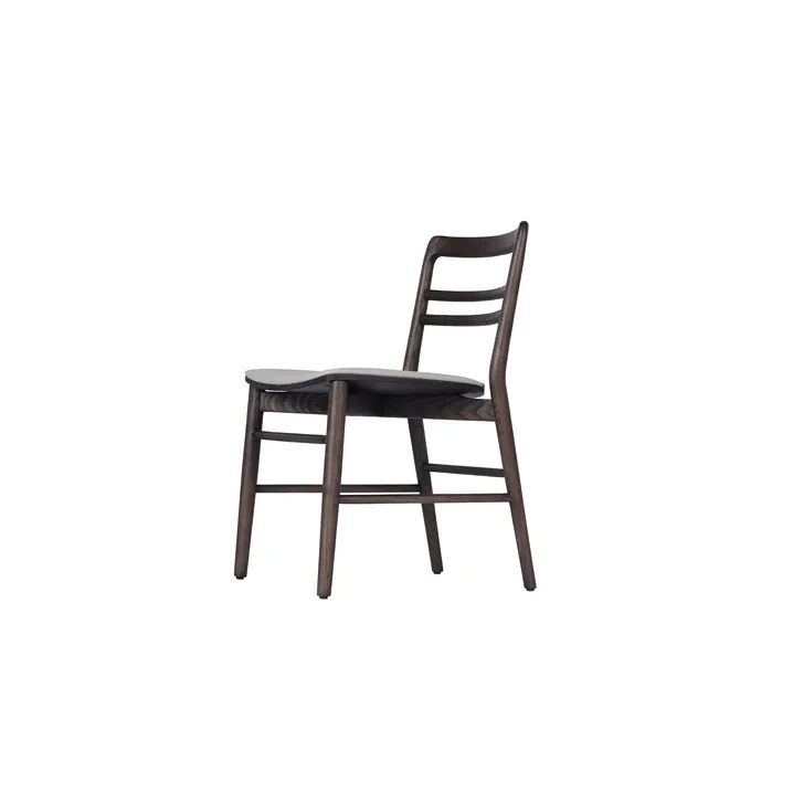 כסא דגם 046